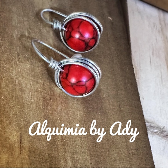 Alquimia Red Earrings - Picture 2 of 2